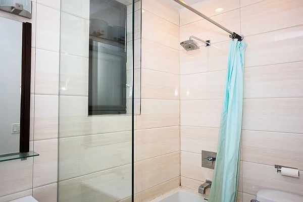 Rented by Nooklyn NYC LLC | media 8