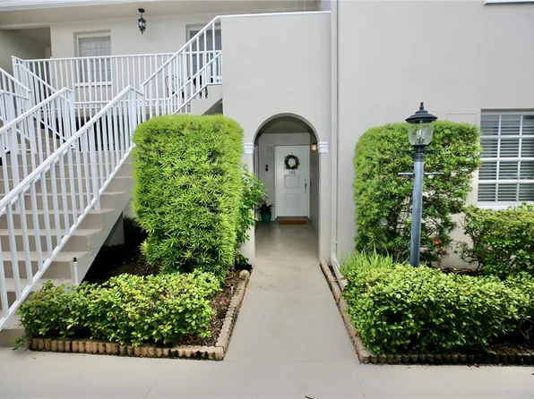 919 Osceola Rd APT 106, Belleair, FL 33756