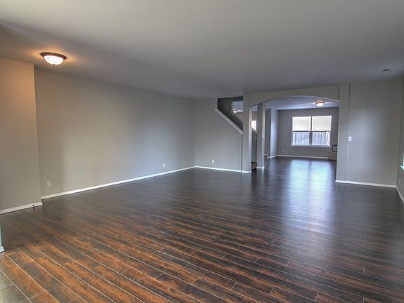 3rd image of 19415 104th Ave E