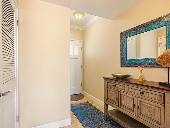 4th image of 92-1524 Aliinui Dr APT 3