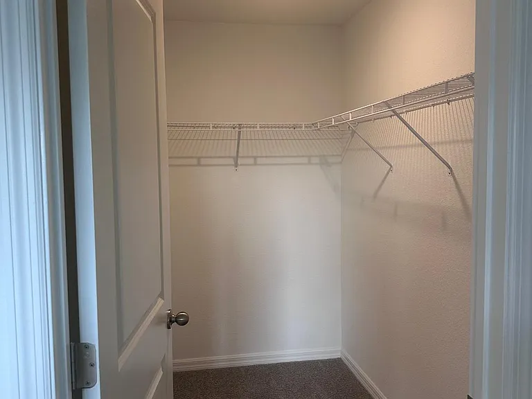 37066 Kings Crown Dr — Photo 18