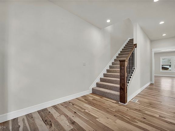 3rd image of 6337 Dawson Blvd