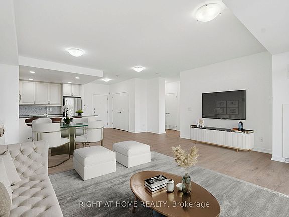 4th image of 551 Maple Ave #1002