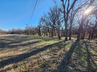 5 Sonora Ct, Nocona, TX 76255