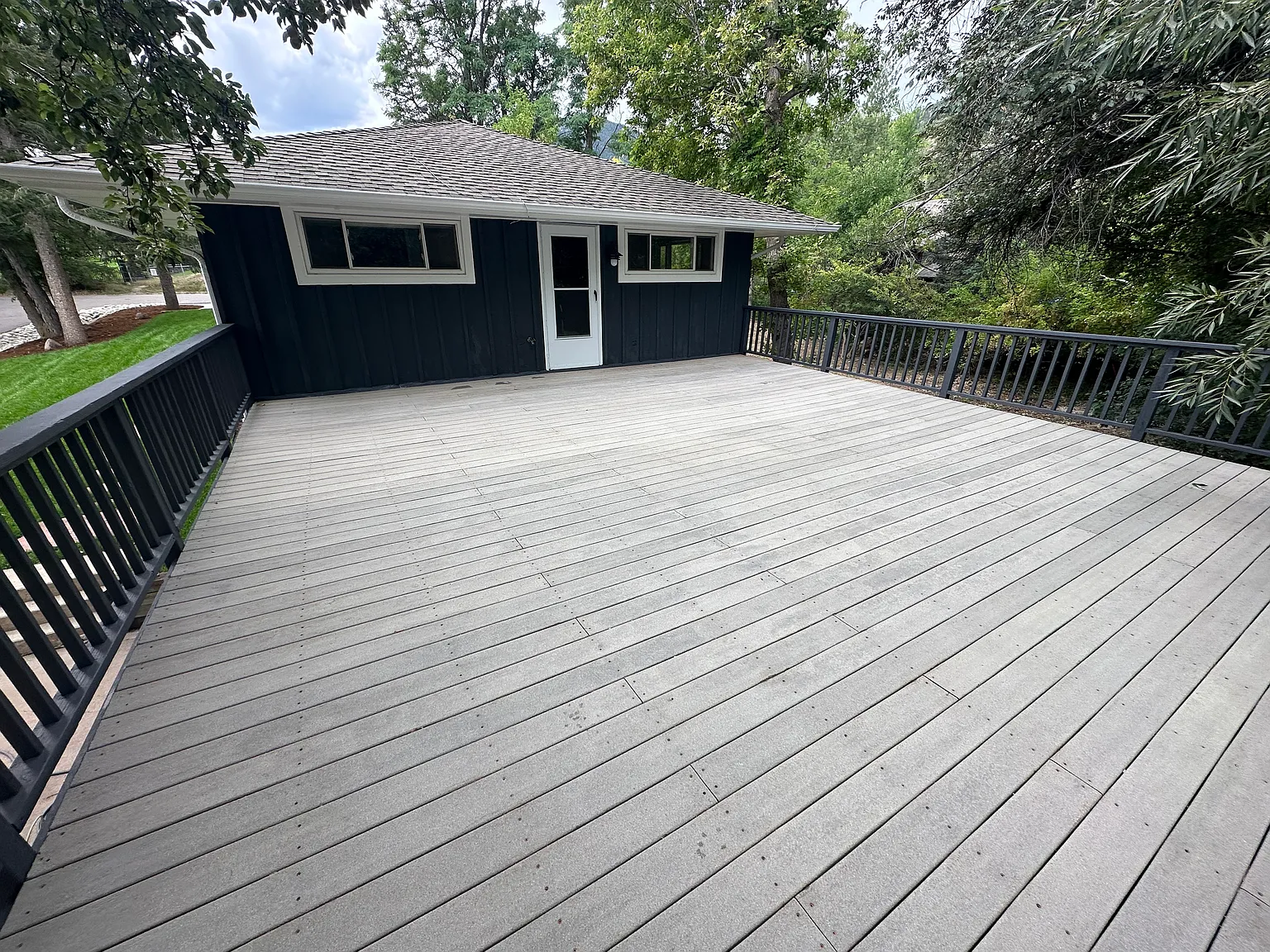 5 bed, 2624 sqft, $8,500 — Photo 3
