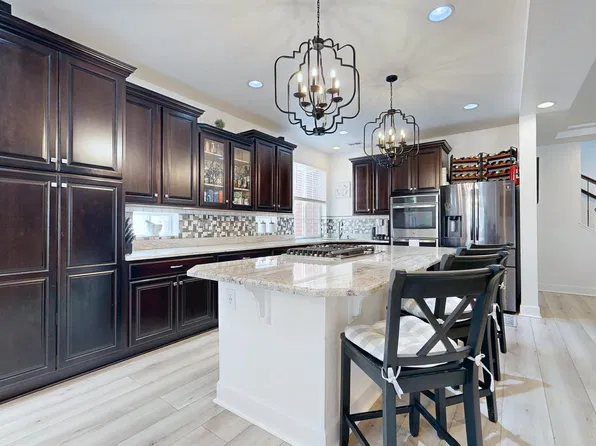 4933 Silverwood Dr, Johnstown, CO 80534