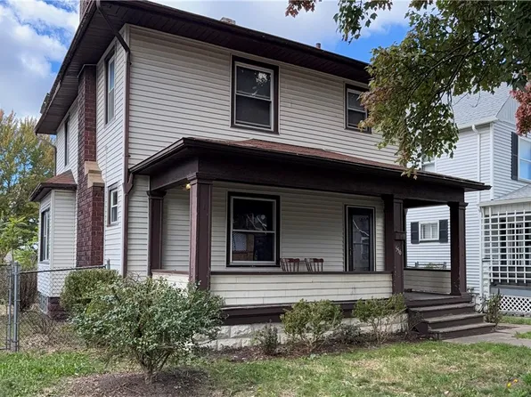 556 S Oakland Ave, Sharon, PA 16146