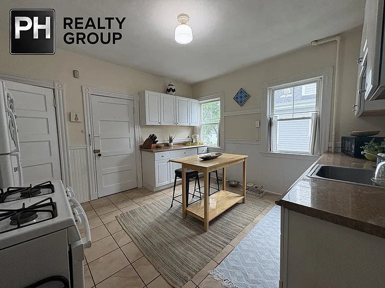 73 Marlboro St #2 — Photo 19