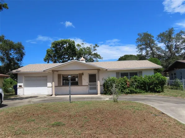 802 13th Ave SW, Largo, FL 33770