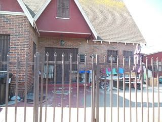 4th image of 8753 Prince Ave
