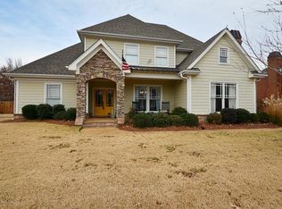 2070 Saint Ives Ln, Hernando, MS 38632