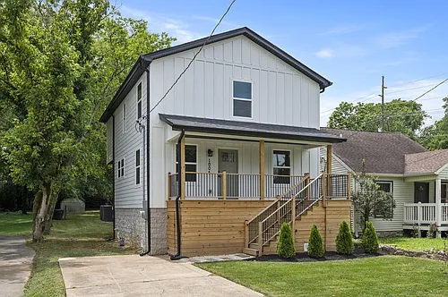 1004 Virginia Ave Photo 1