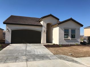 475 Bo Tree Ln, Madera, CA 93637