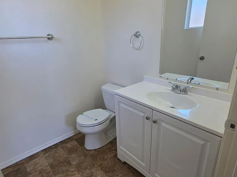 1859 - 1861 Chalcedony Street — Photo 10