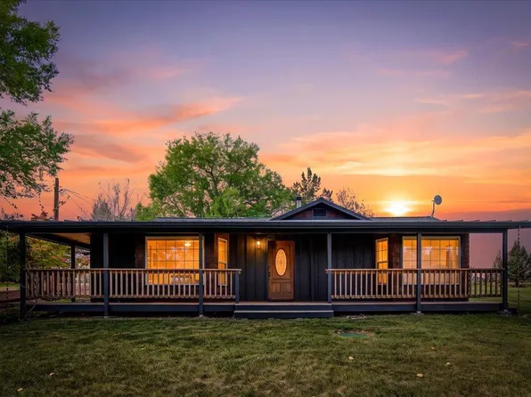 2097 NW Helmholtz Way, Redmond, OR 97756