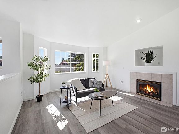 4th image of 12705 6th Avenue E