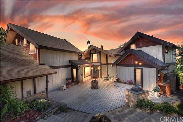 1st image of 1826 Nob Hill Cir
