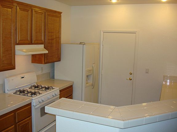 4th image of 10810 Passion Vine Ct
