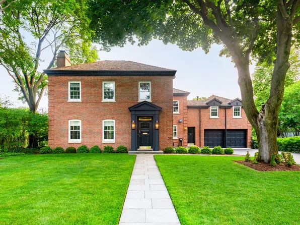 310 Warwick Rd, Kenilworth, IL 60043