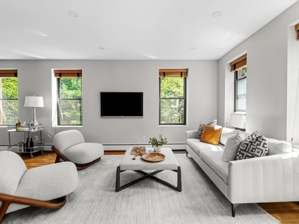 69 Myrtle St APT 4, Boston, MA 02114