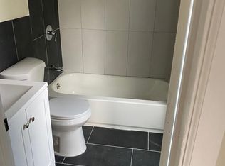 208 Peshine Ave #3A, Newark, NJ 07108