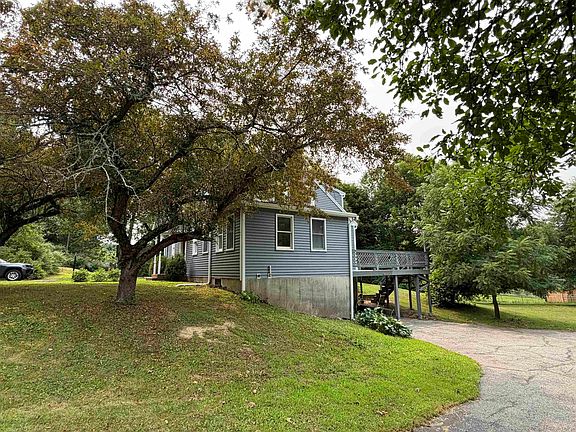 3rd image of 123 Turtle Pond Road