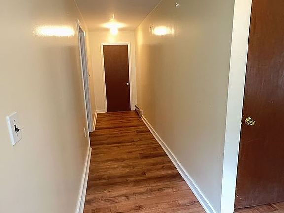 5th image of 224 Rainbow St #4