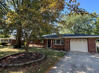 2610 Saturn Dr, Indianapolis, IN 46229