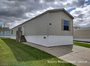 124 Cherry Hl #124, Flint, MI 48504