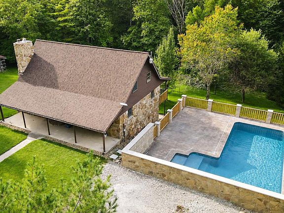 4th image of 5847 Bittinger Rd