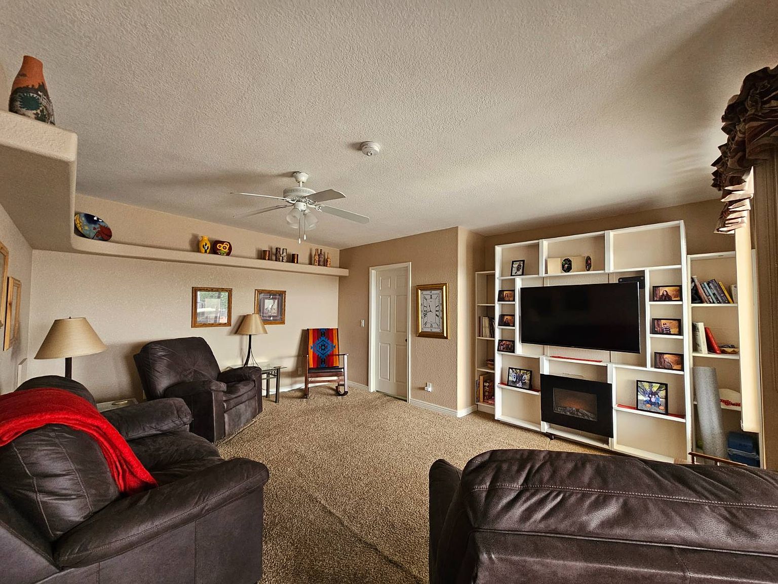 650 N Hawes Rd #5302