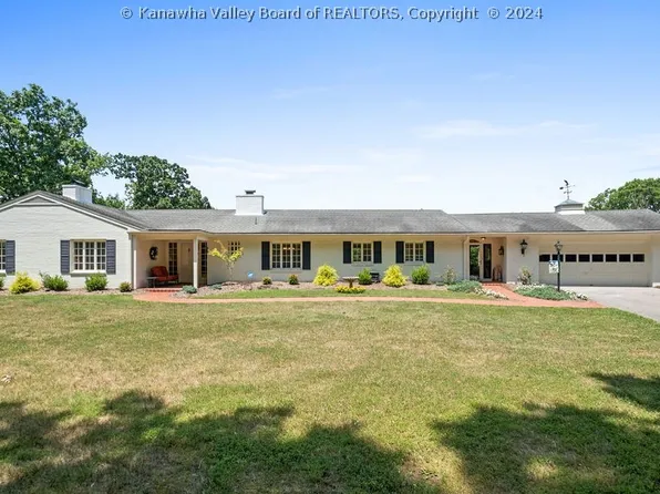 659 Lowell Dr, Elkview, WV 25071