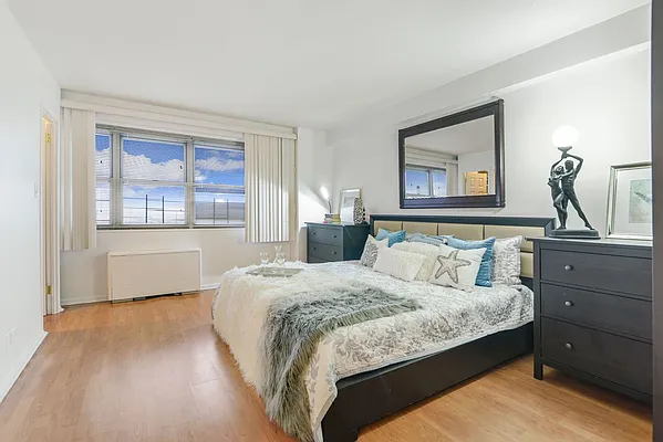 Sold by Keller Williams Realty Landmark II | media 32