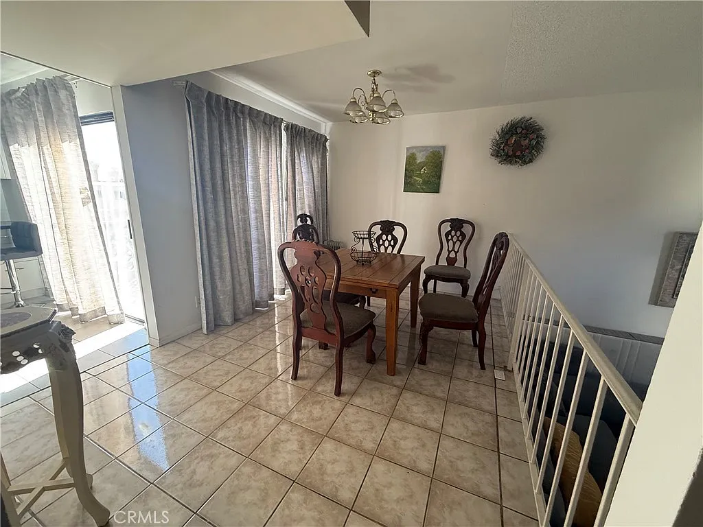 Building Photo - 9131 Burnet Ave #10