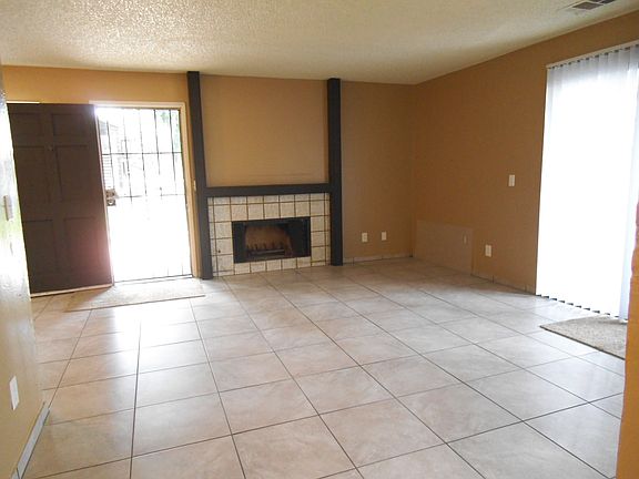 4th image of 1190 S Winery Ave Unit 115