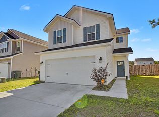 1052 Grayson Ave, Hinesville, GA 31313