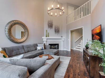 7080 Cahill Rd, Edina, MN, 55439