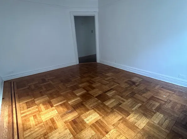 3604 Bronx Boulevard image 2 of 2