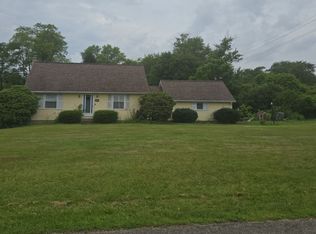 250 Hutter Ave, Ellwood City, PA