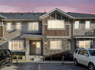 250 S Sage Valley Rd NW #902, Calgary, AB T3R0R6