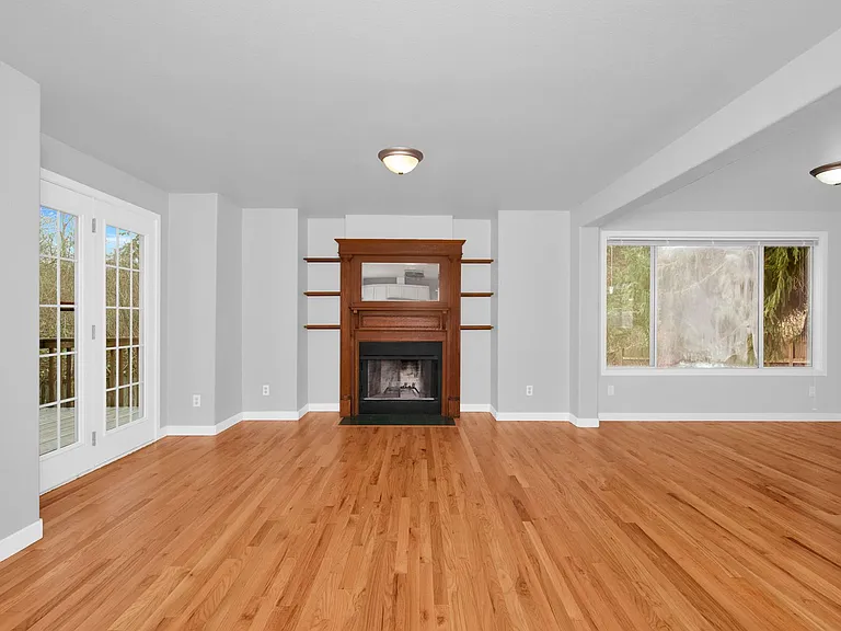 10708 NE 107th Pl — Photo 10