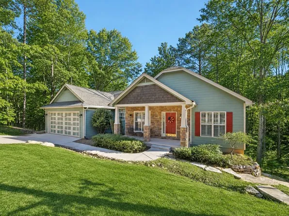 105 Marten Ct, Waleska, GA 30183