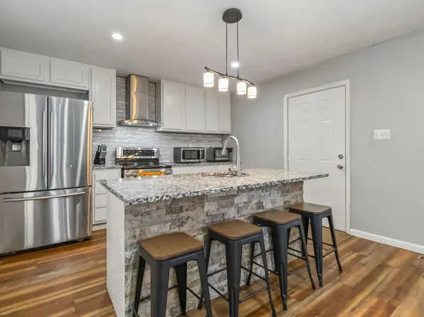 103 W Limestone St, Somerset, KY 42501