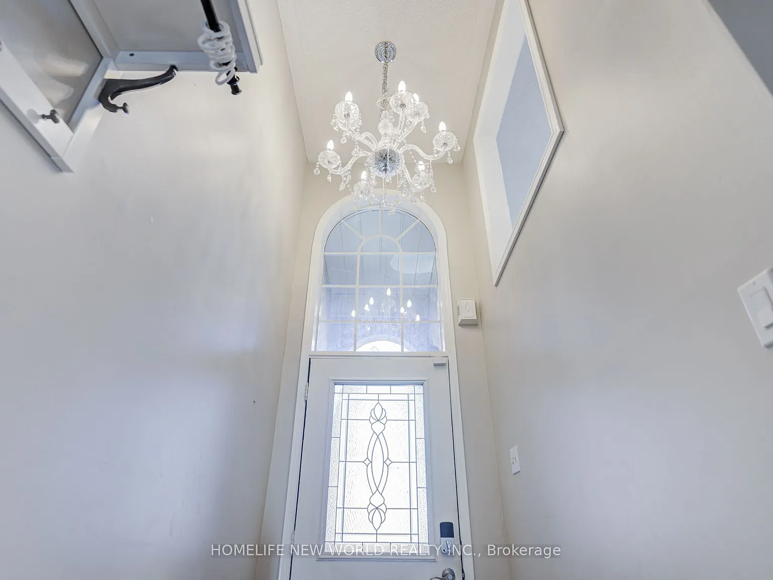 2 bed, $3,300 — Photo 4