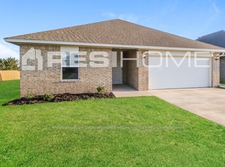 1130 Round Leaf Rd, Edmond, OK 73034