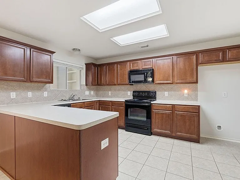 13407 Barton Meadow Ln — Photo 10