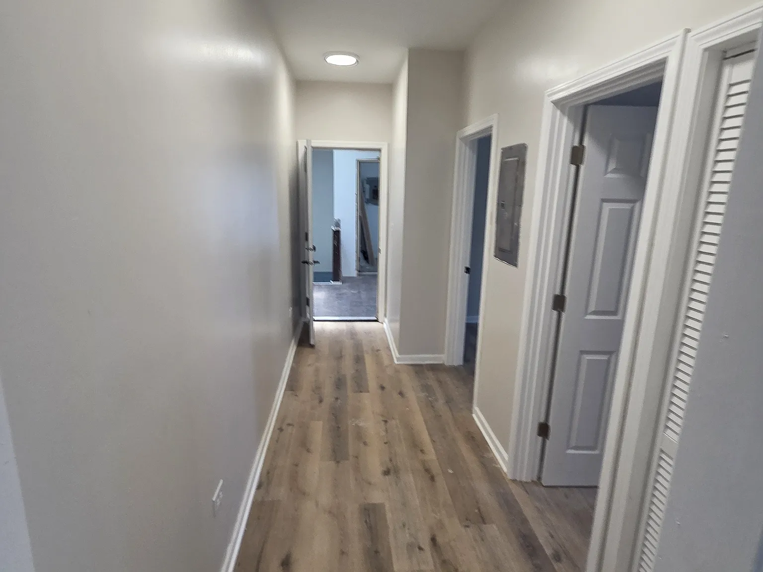1 bed, 800 sqft, $1,000 — Photo 2