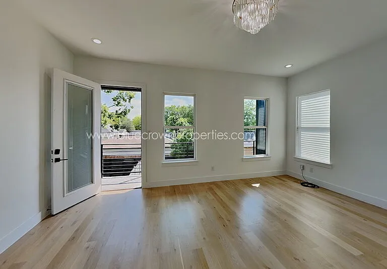 805 S Glasgow Dr — Photo 8