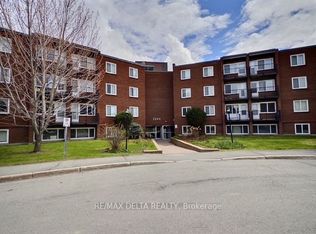 2044 Arrowsmith Dr #105B, Ottawa, ON K1J 7V8