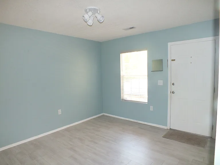39 Dulamo Rd — Photo 8